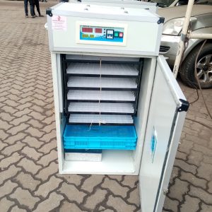 Imported incubator 300 Eggs with high hatching rate fully automatic hatchery