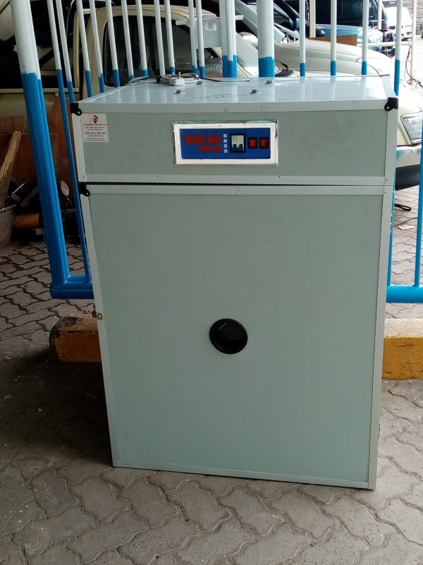 600 Eggs hatchery New imported Eco hatchery