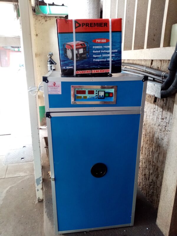 528 auto egg incubator with digital auto turning