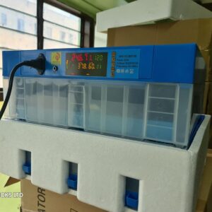 Fully automatic poultry farming solar egg incubator 128 eggs hatchery machine