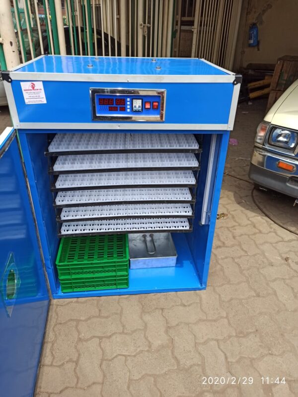 Capacity 1056 Eggs Full hatcher full setter hatchery, hatching duck, birds, turkey AC/DC power automatic incubator