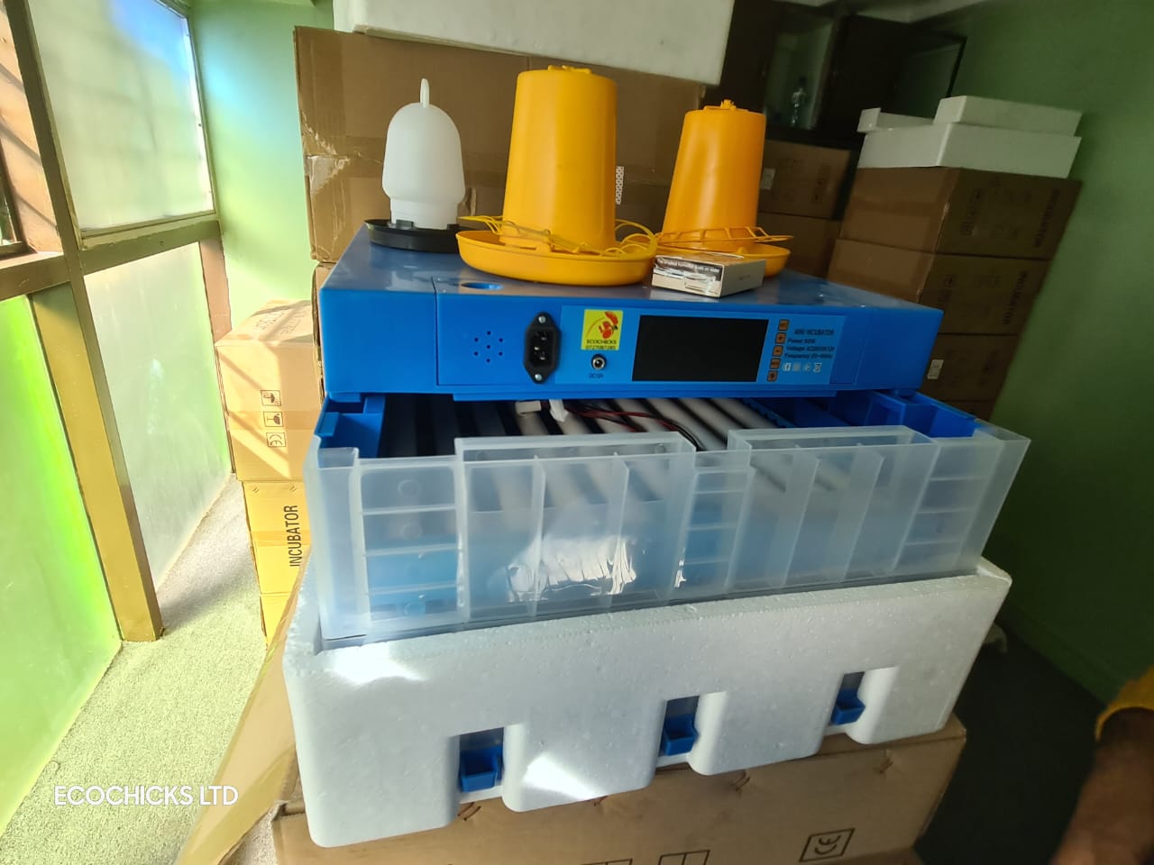 New model imported fully automatic 64 eggs incubator - Image 28